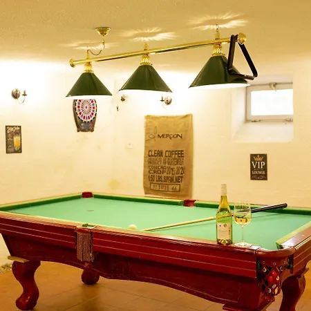 Chillinn La Maison 4* Eger