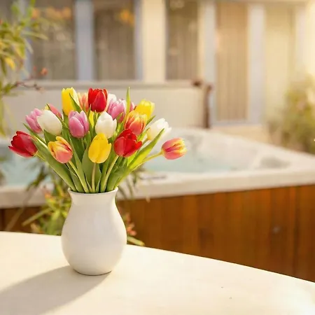 Chillinn La Maison Guest house 4*