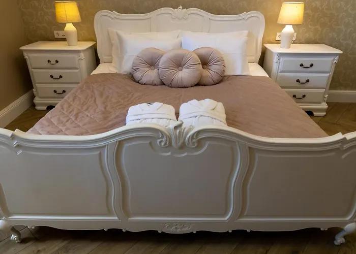 Chillinn La Maison Vendégház 4*